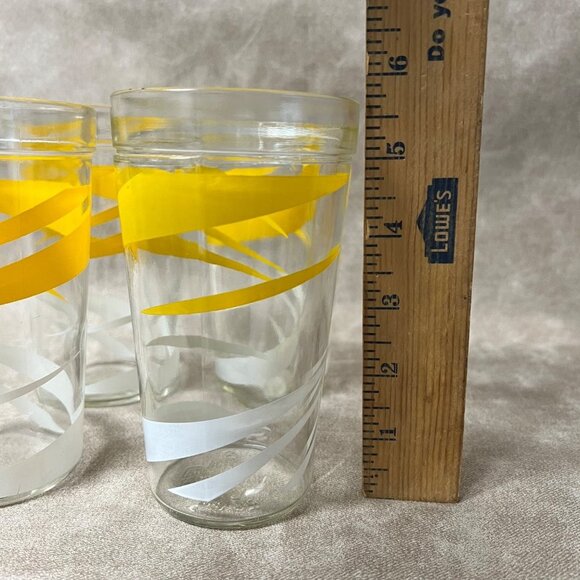 Mid Century Hazel Atlas Yellow & White Swirl Glasses - Picture 6 of 6